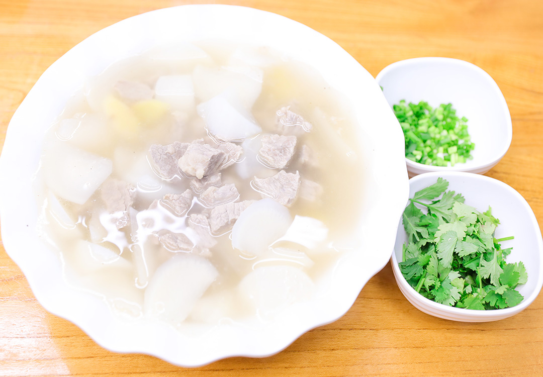明天小雪，不论贫富，要记得“吃3红、忌3样”，顺时滋补身体好_明天小雪，不论贫富，要记得“吃3红、忌3样”，顺时滋补身体好_