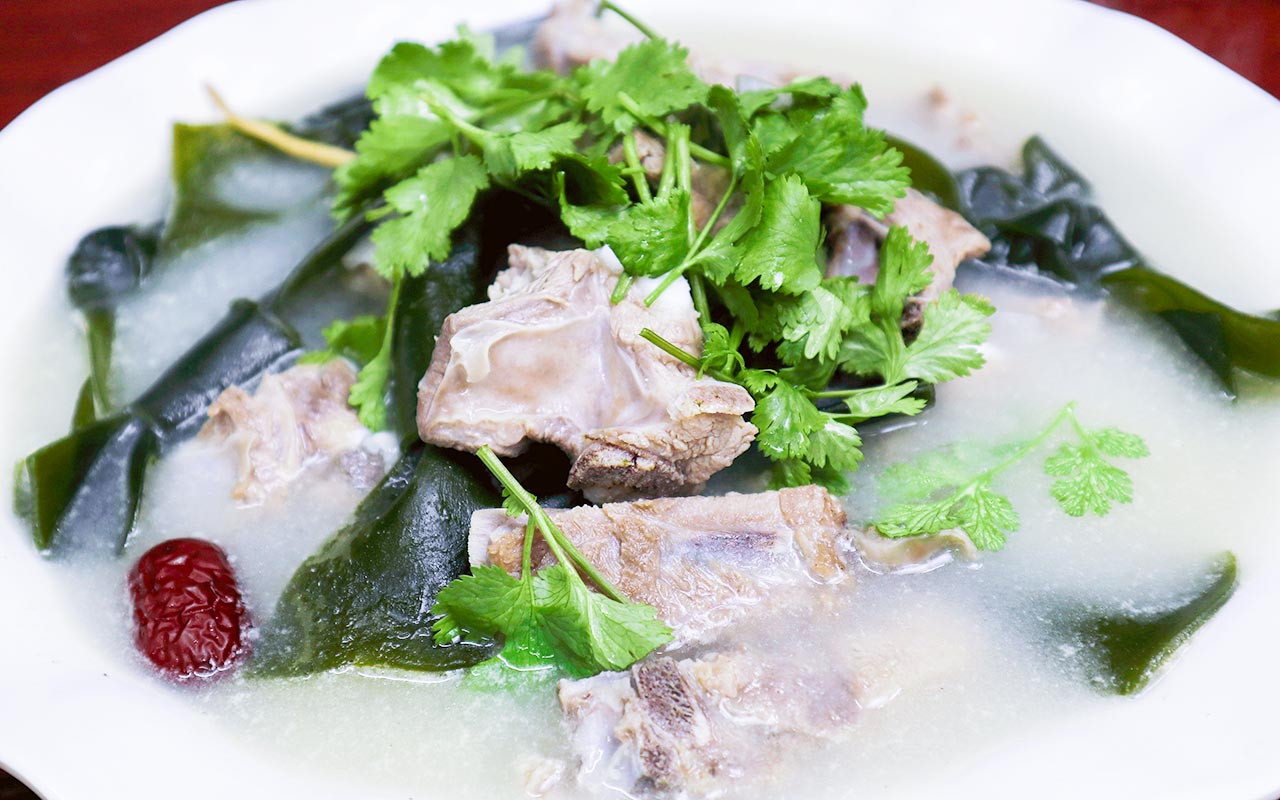 宰杀菜女人吃肉__老年吃肉的理由