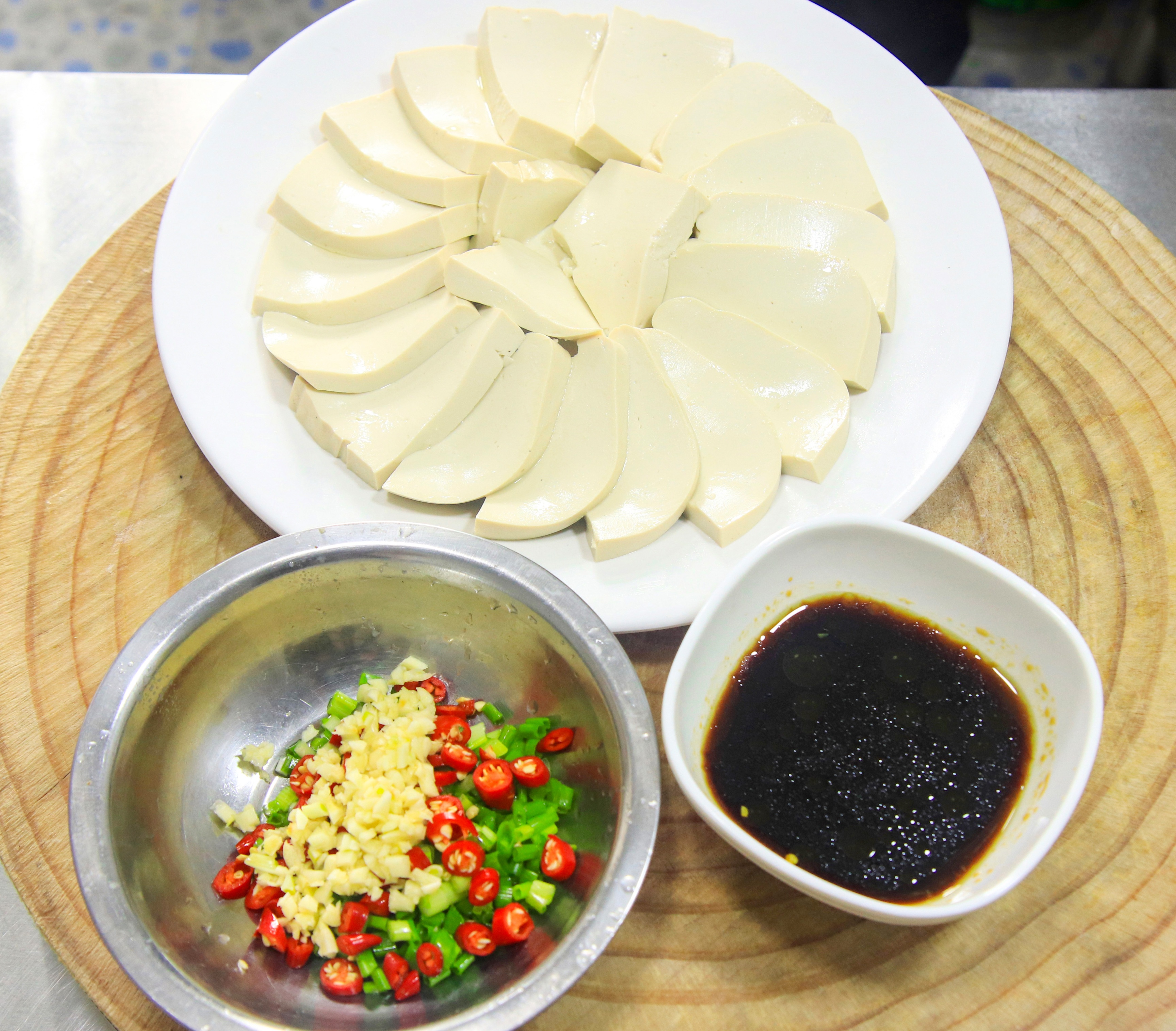 _宰杀菜女人吃肉_老年吃肉的理由